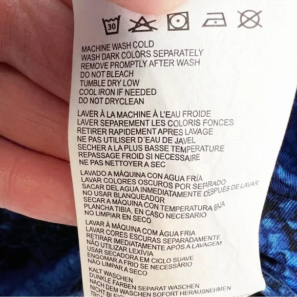 New Balance Heat 1/2 Zip Long Sleeve Pullover Blue & Black Size Small - Picture 11 of 11